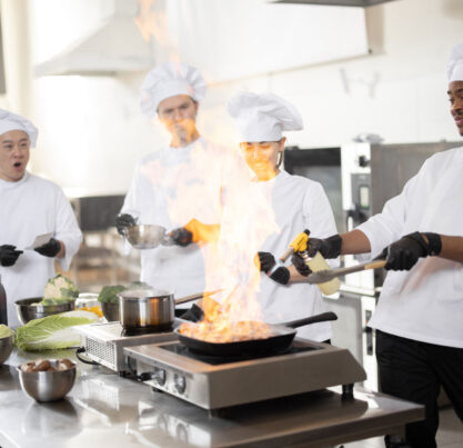 Certificate IV in Kitchen Management (SIT40521)