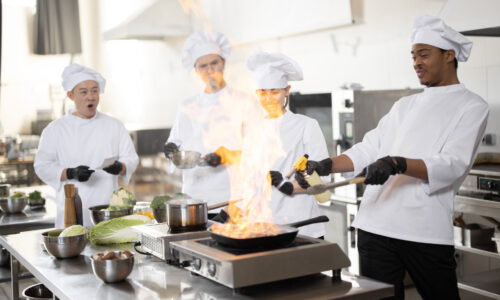 Certificate IV in Kitchen Management (SIT40521)